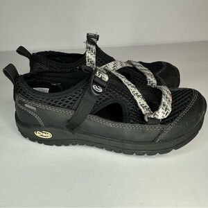 Chaco Odyssey Kids Black Sandals Size 2 Kids